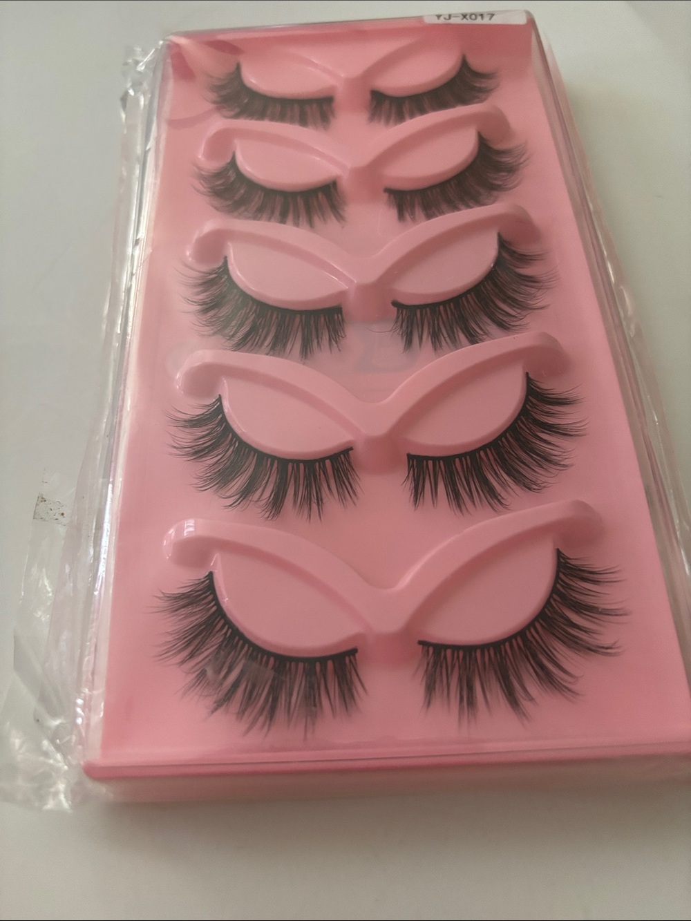 Voluminous Black False Eyelash Set – 5 Pairs